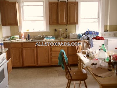 Allston 4 Beds 1 Bath Boston - $3,700