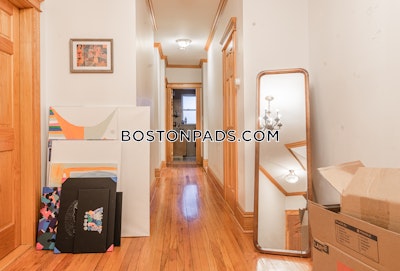 Brookline 4 Beds 1 Bath  Coolidge Corner - $5,600