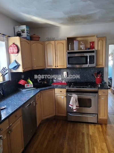 Somerville 4 Beds 2 Baths Davis Square  Davis Square - $4,800 No Fee