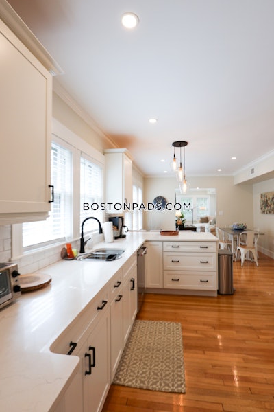 Dorchester Stunning 2 Bedroom on Savin Hill in Dorchester Available NOW! Boston - $4,200