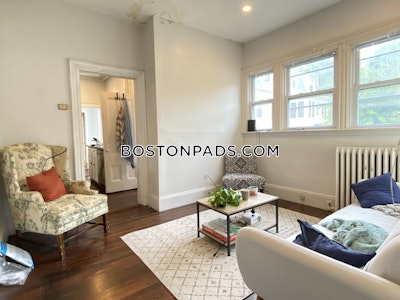 Somerville 5 Beds 1 Bath  Tufts - $6,250