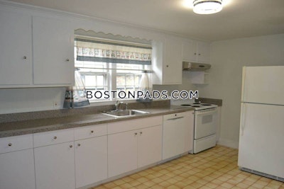 Belmont Apartment for rent 3 Bedrooms 1 Bath - $3,200